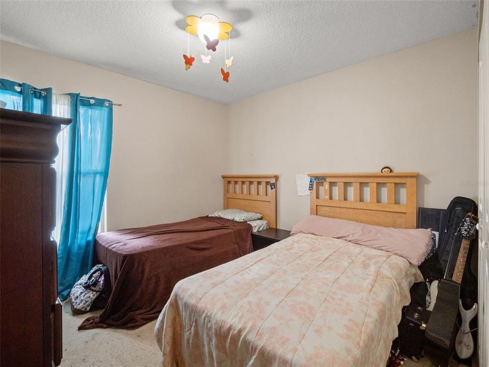 For Sale: $380,000 (4 beds, 2 baths, 1997 Square Feet)