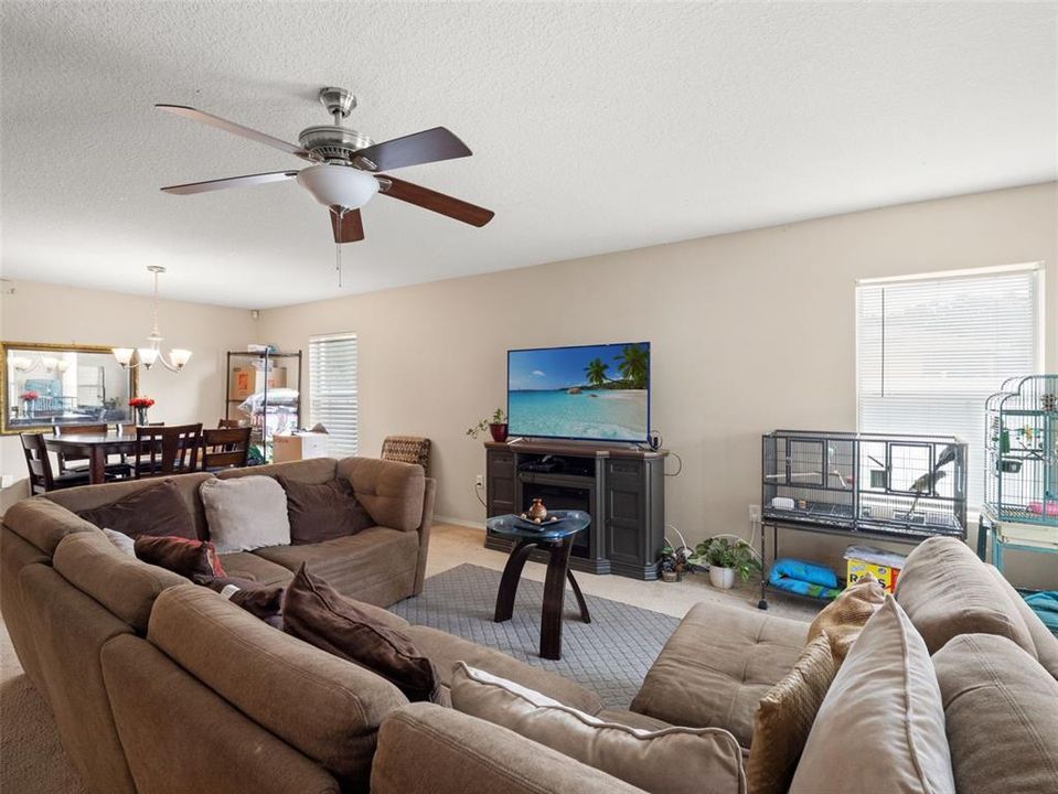 For Sale: $380,000 (4 beds, 2 baths, 1997 Square Feet)