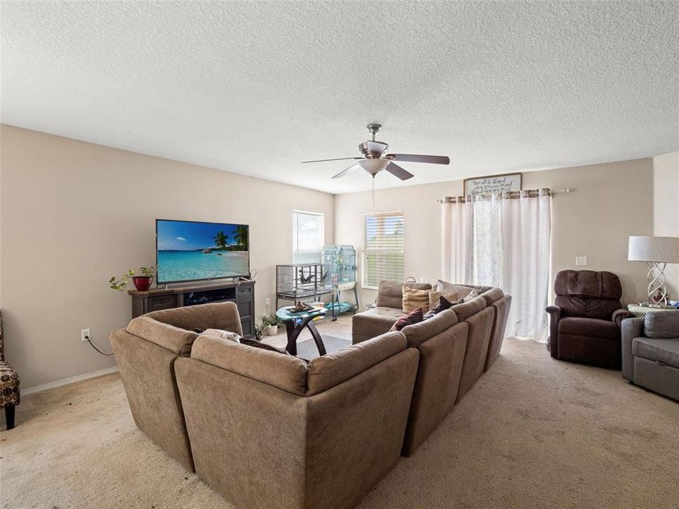 For Sale: $380,000 (4 beds, 2 baths, 1997 Square Feet)