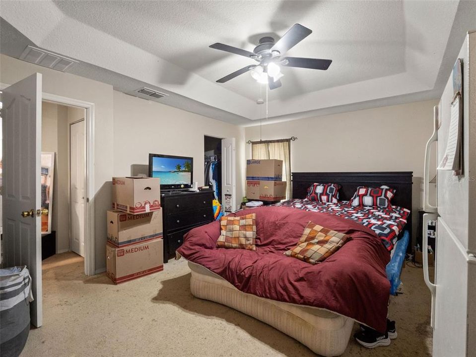For Sale: $380,000 (4 beds, 2 baths, 1997 Square Feet)