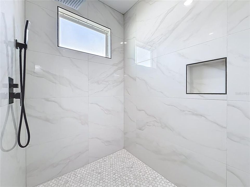 На продажу: $278,900 (3 спален, 2 ванн, 1545 Квадратных фут)