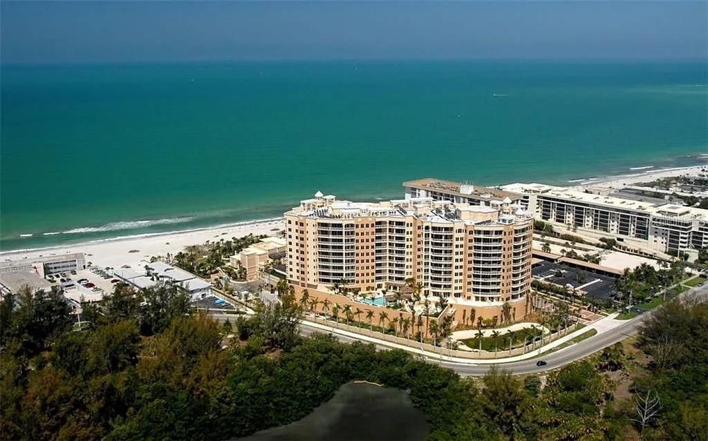 En Venta: $2,650,000 (3 camas, 2 baños, 3553 Pies cuadrados)