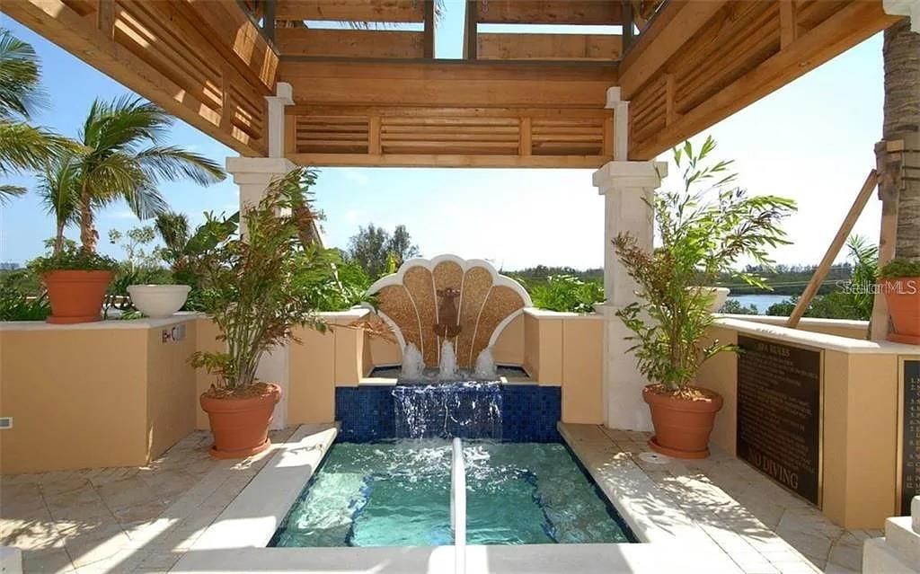 En Venta: $2,650,000 (3 camas, 2 baños, 3553 Pies cuadrados)