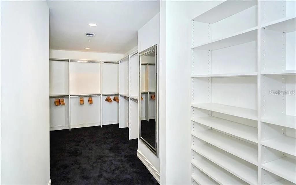 En Venta: $2,650,000 (3 camas, 2 baños, 3553 Pies cuadrados)