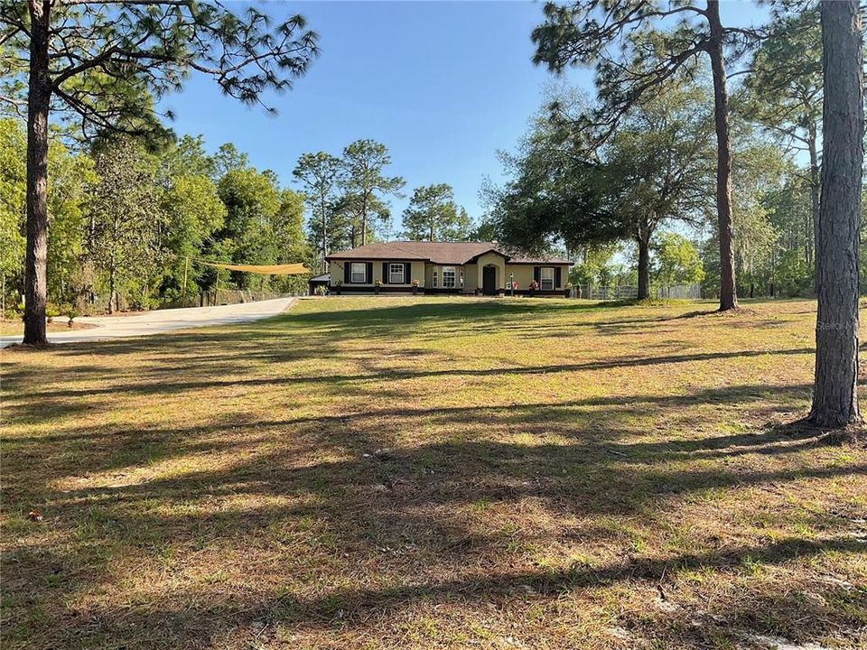 Recently Sold: $319,900 (3 beds, 2 baths, 1242 Square Feet)