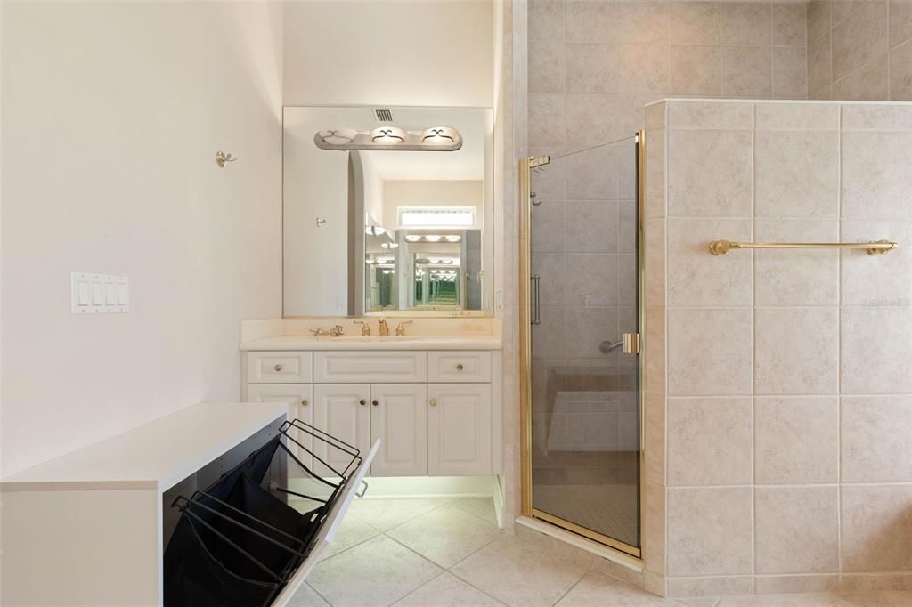 For Sale: $1,100,000 (3 beds, 3 baths, 2601 Square Feet)