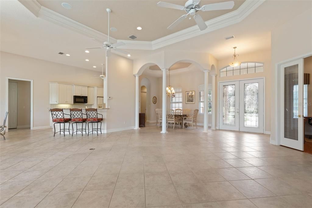 For Sale: $1,100,000 (3 beds, 3 baths, 2601 Square Feet)