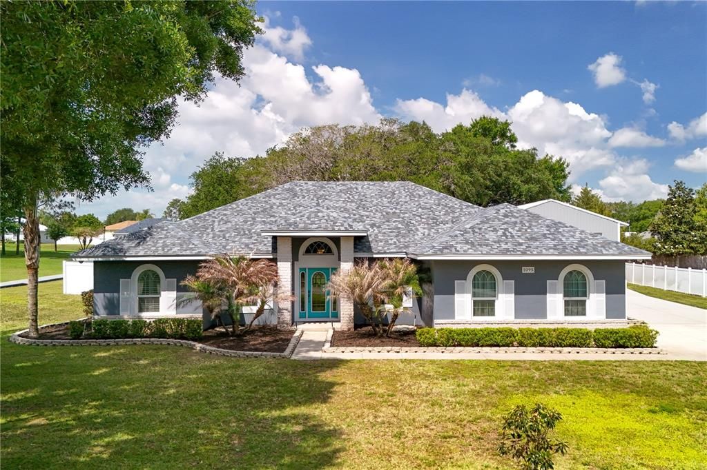 For Sale: $777,700 (4 beds, 3 baths, 2363 Square Feet)