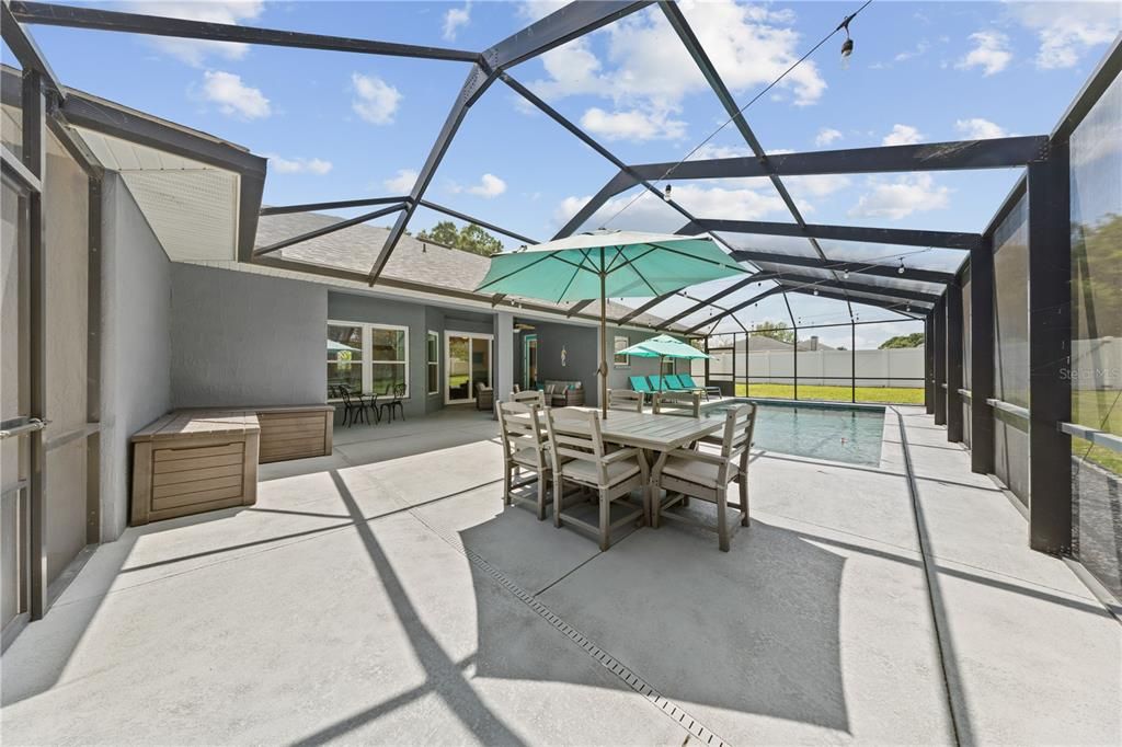 For Sale: $777,700 (4 beds, 3 baths, 2363 Square Feet)