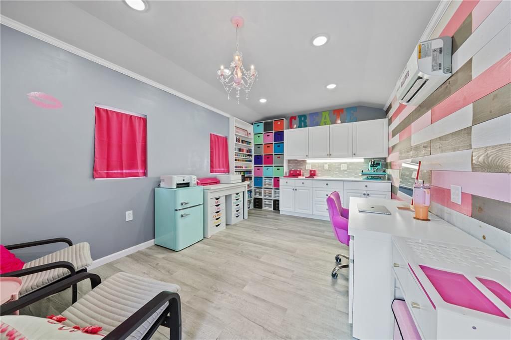 For Sale: $777,700 (4 beds, 3 baths, 2363 Square Feet)