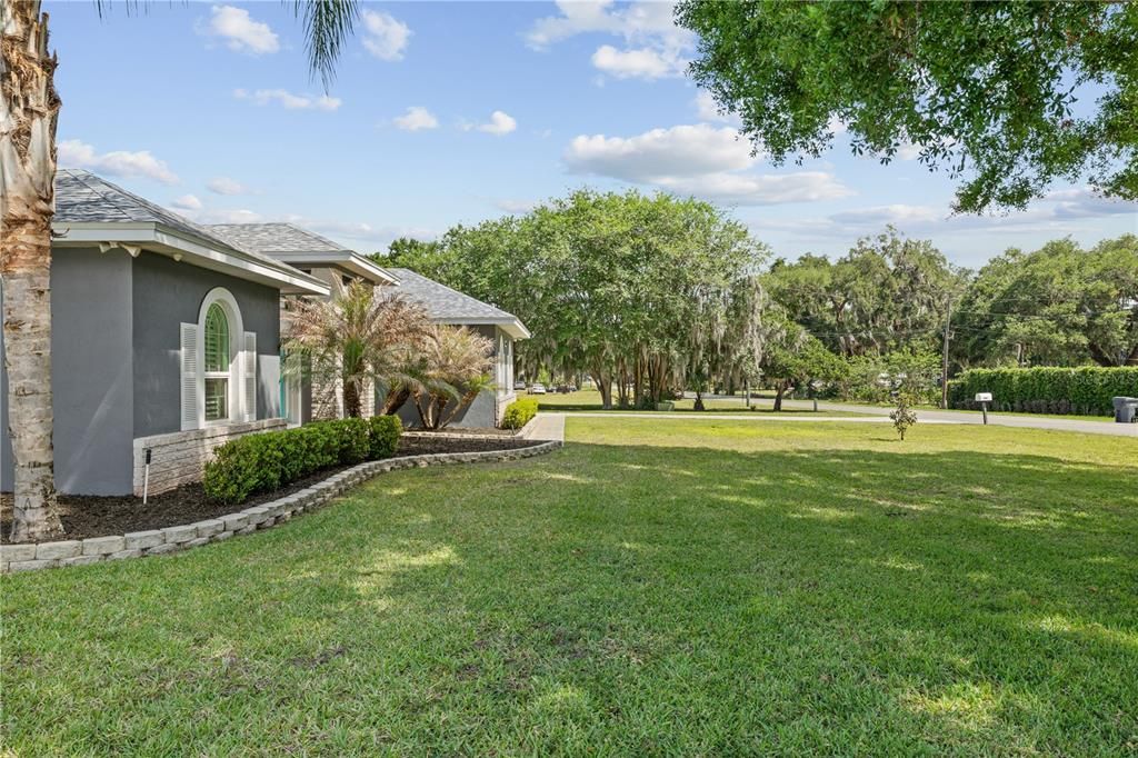For Sale: $777,700 (4 beds, 3 baths, 2363 Square Feet)
