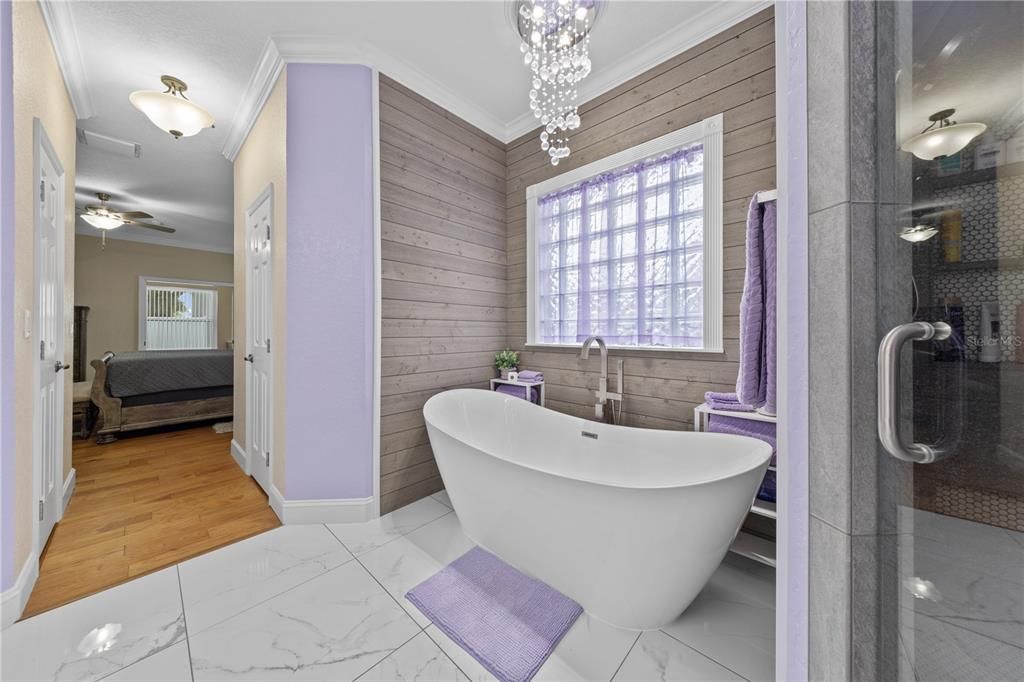 For Sale: $777,700 (4 beds, 3 baths, 2363 Square Feet)