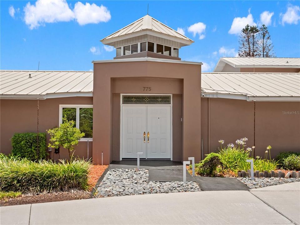 En Venta: $1,250,000 (6 camas, 5 baños, 7035 Pies cuadrados)