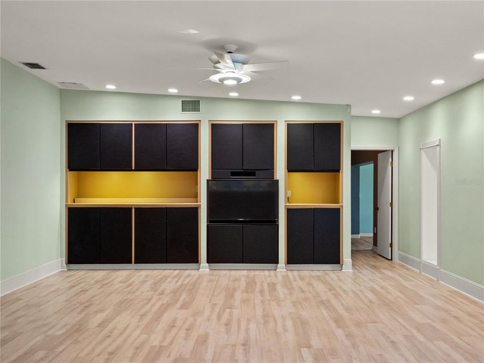 En Venta: $1,250,000 (6 camas, 5 baños, 7035 Pies cuadrados)