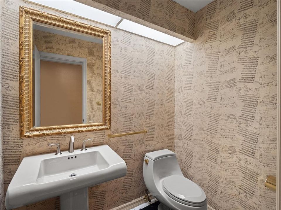 En Venta: $1,250,000 (6 camas, 5 baños, 7035 Pies cuadrados)
