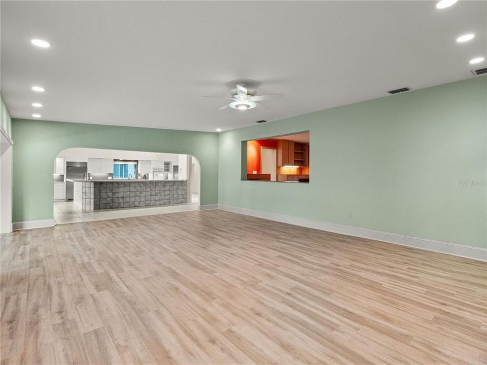En Venta: $1,250,000 (6 camas, 5 baños, 7035 Pies cuadrados)