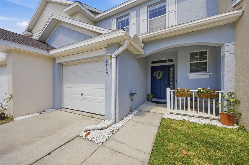 Active With Contract: $240,000 (3 beds, 2 baths, 1387 Square Feet)