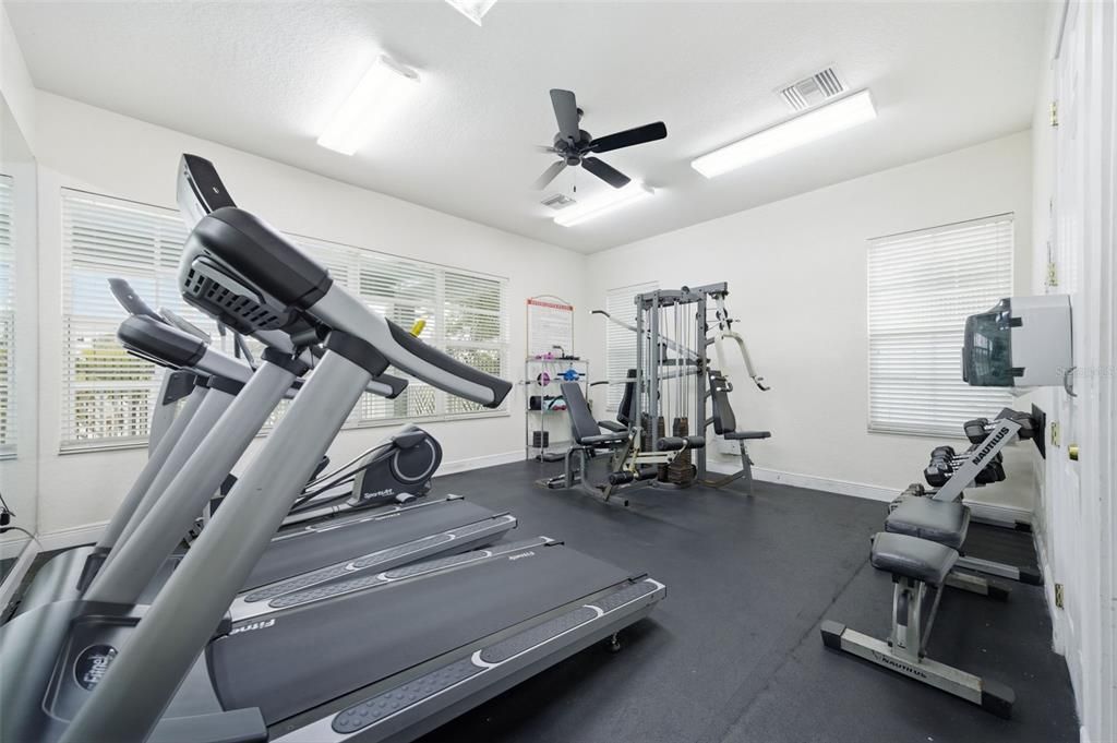 Active With Contract: $240,000 (3 beds, 2 baths, 1387 Square Feet)