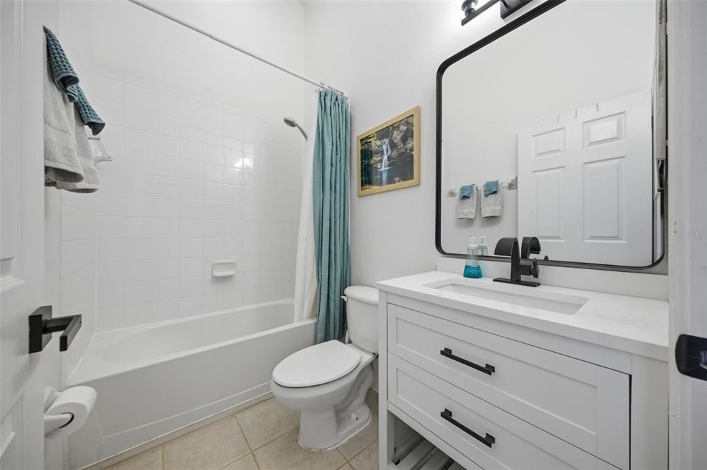 Active With Contract: $240,000 (3 beds, 2 baths, 1387 Square Feet)