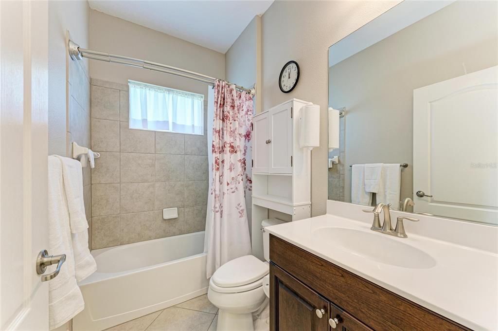 For Sale: $442,500 (3 beds, 2 baths, 1622 Square Feet)