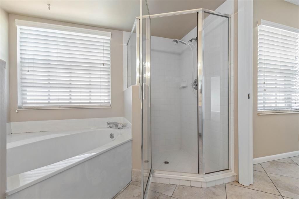 For Sale: $679,000 (2 beds, 2 baths, 1628 Square Feet)