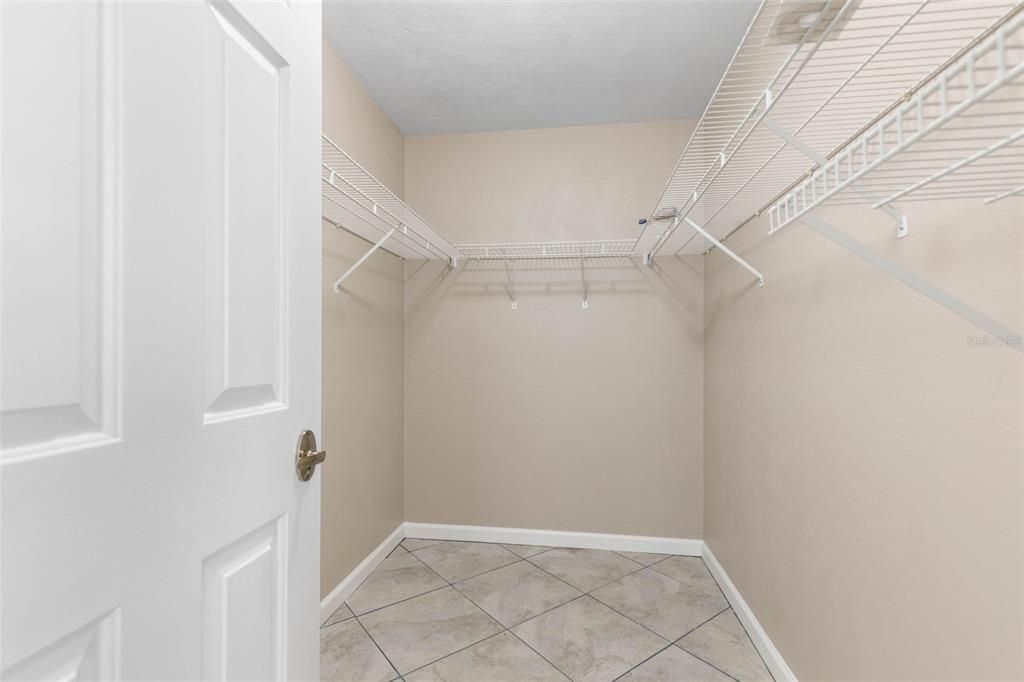 For Sale: $679,000 (2 beds, 2 baths, 1628 Square Feet)