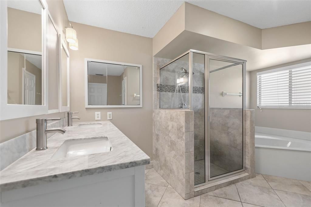 For Sale: $679,000 (2 beds, 2 baths, 1628 Square Feet)