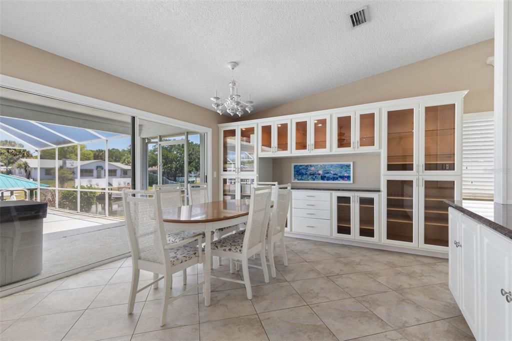 For Sale: $679,000 (2 beds, 2 baths, 1628 Square Feet)