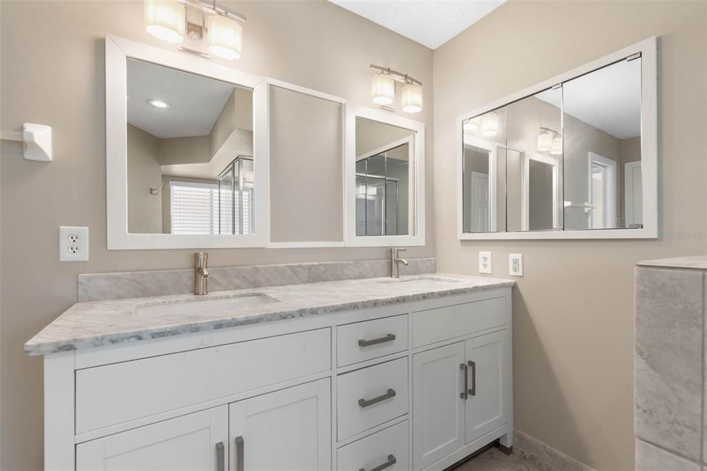 For Sale: $679,000 (2 beds, 2 baths, 1628 Square Feet)