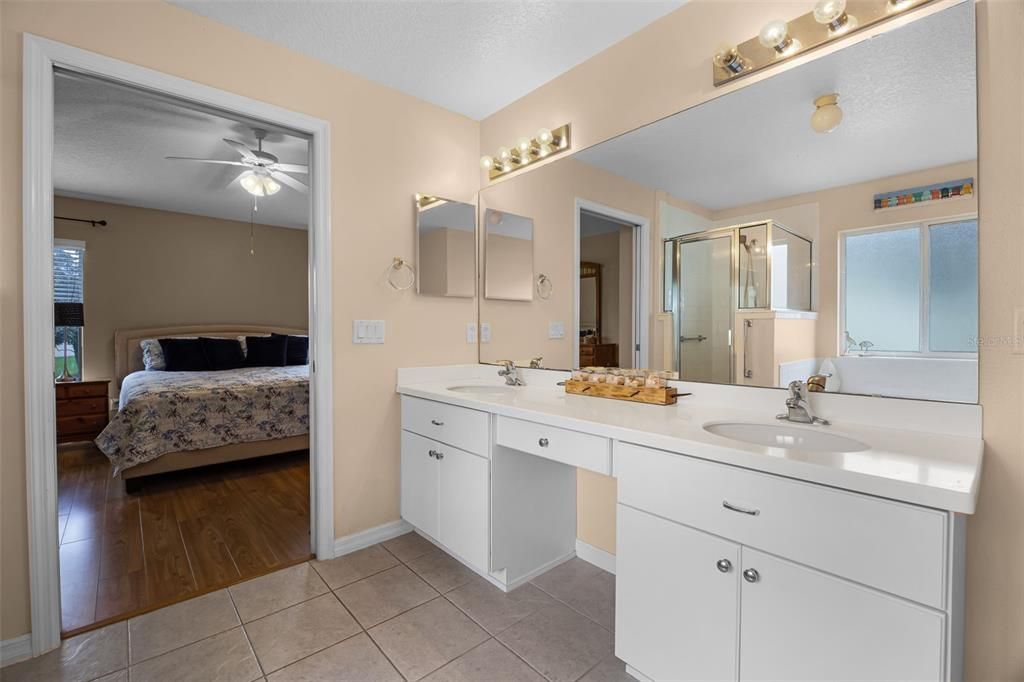 For Sale: $289,000 (3 beds, 2 baths, 1477 Square Feet)