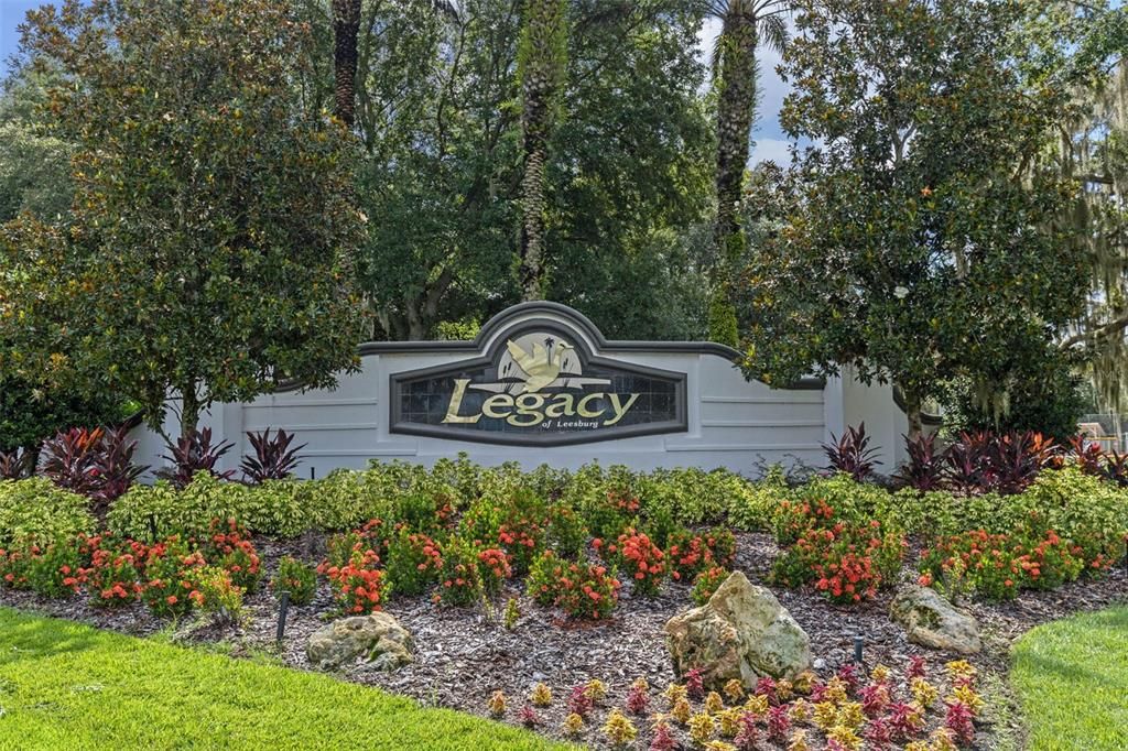 For Sale: $289,000 (3 beds, 2 baths, 1477 Square Feet)
