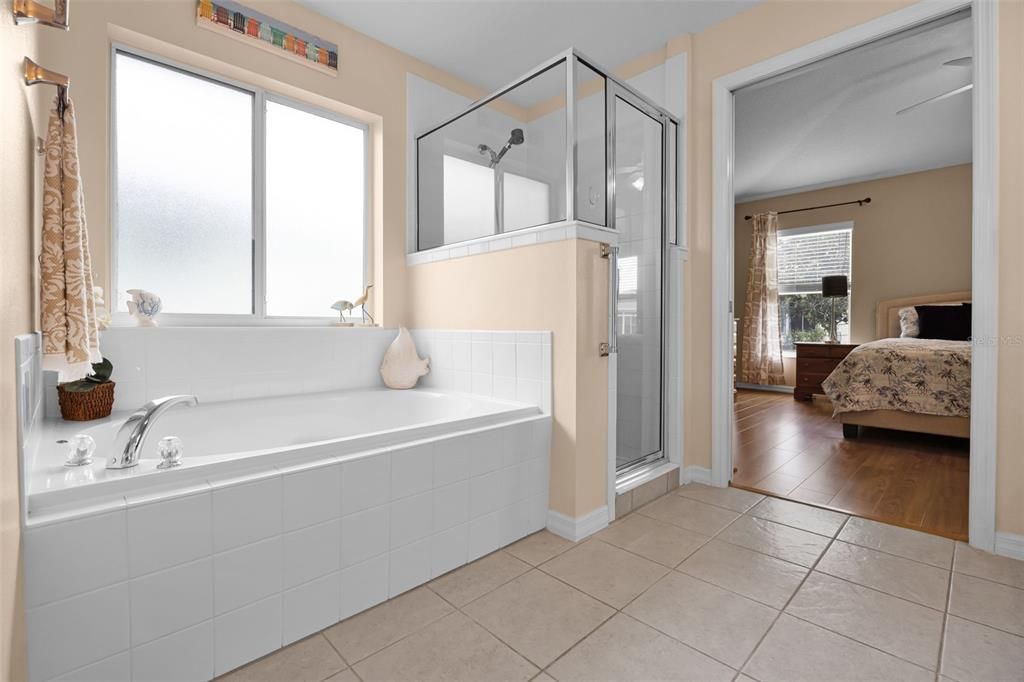 For Sale: $289,000 (3 beds, 2 baths, 1477 Square Feet)