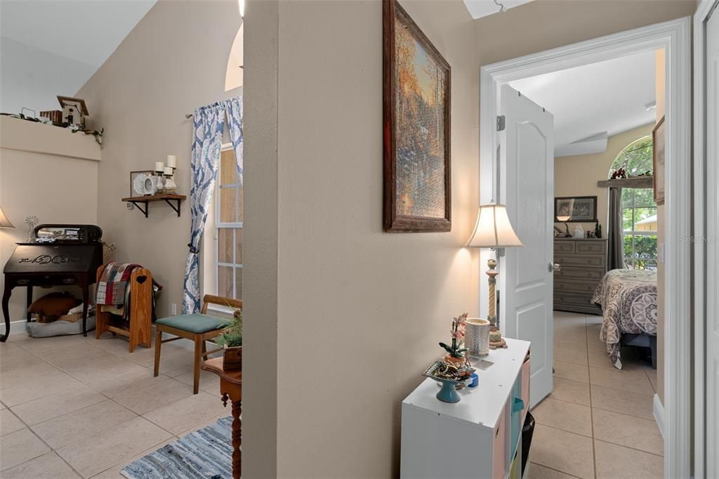 Activo con contrato: $425,000 (3 camas, 2 baños, 1598 Pies cuadrados)