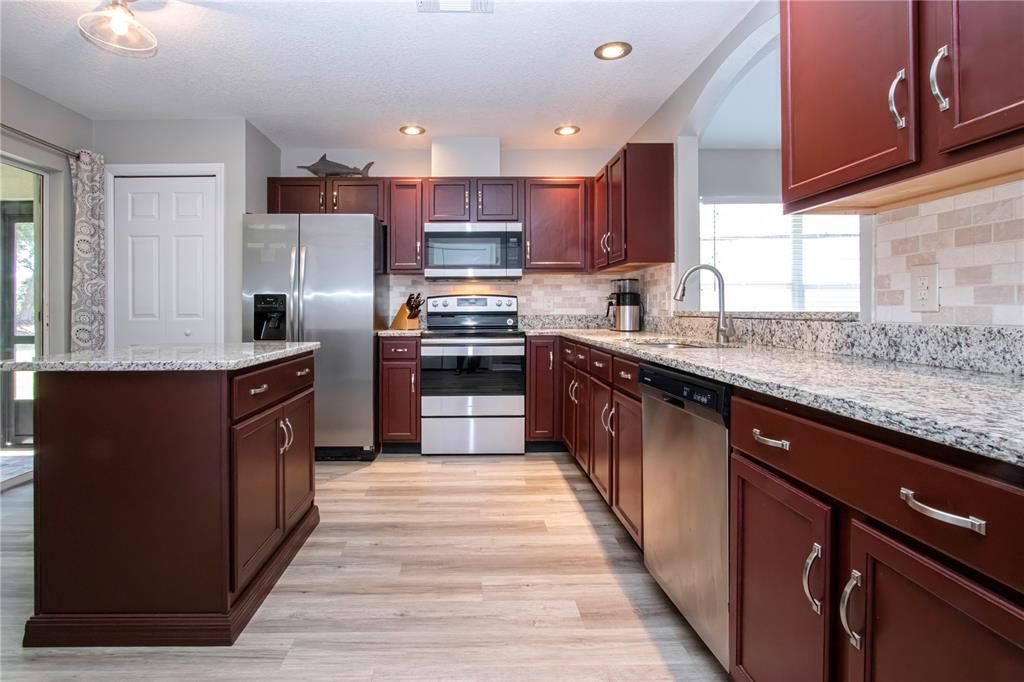 На продажу: $425,000 (3 спален, 2 ванн, 1506 Квадратных фут)