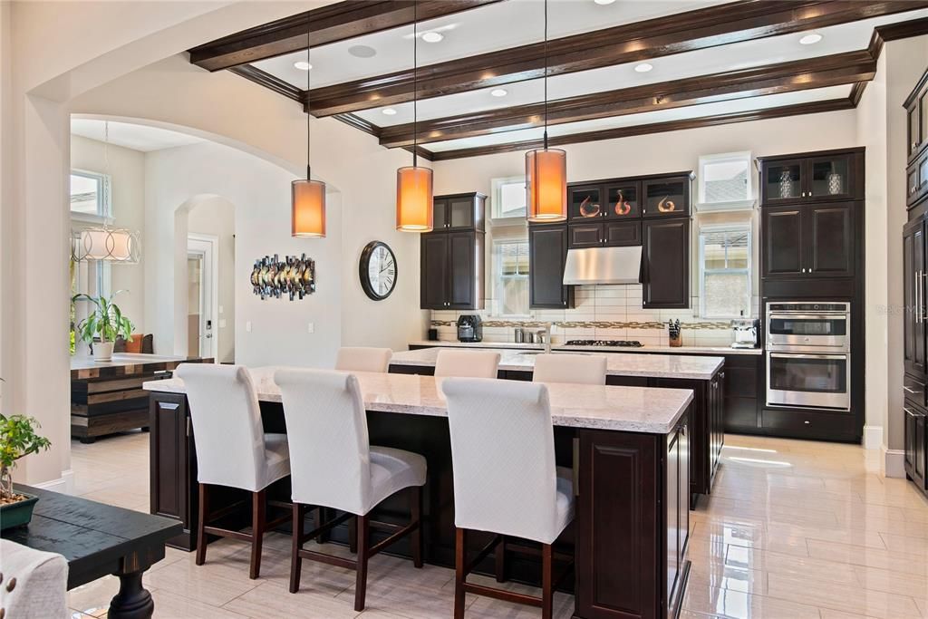 En Venta: $1,695,000 (5 camas, 4 baños, 4650 Pies cuadrados)