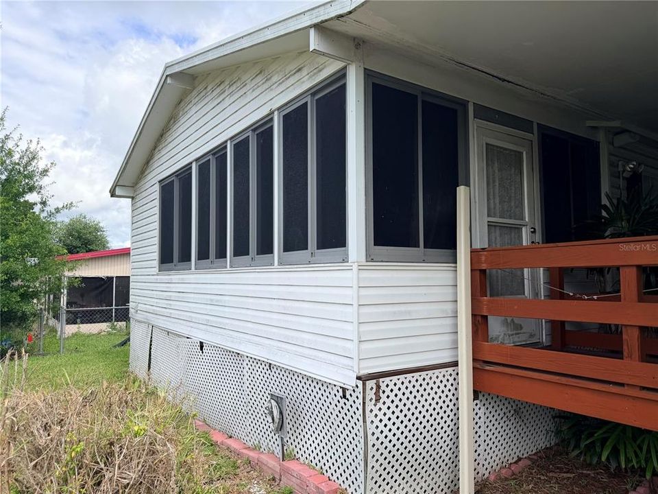 For Sale: $125,000 (3 beds, 2 baths, 1243 Square Feet)