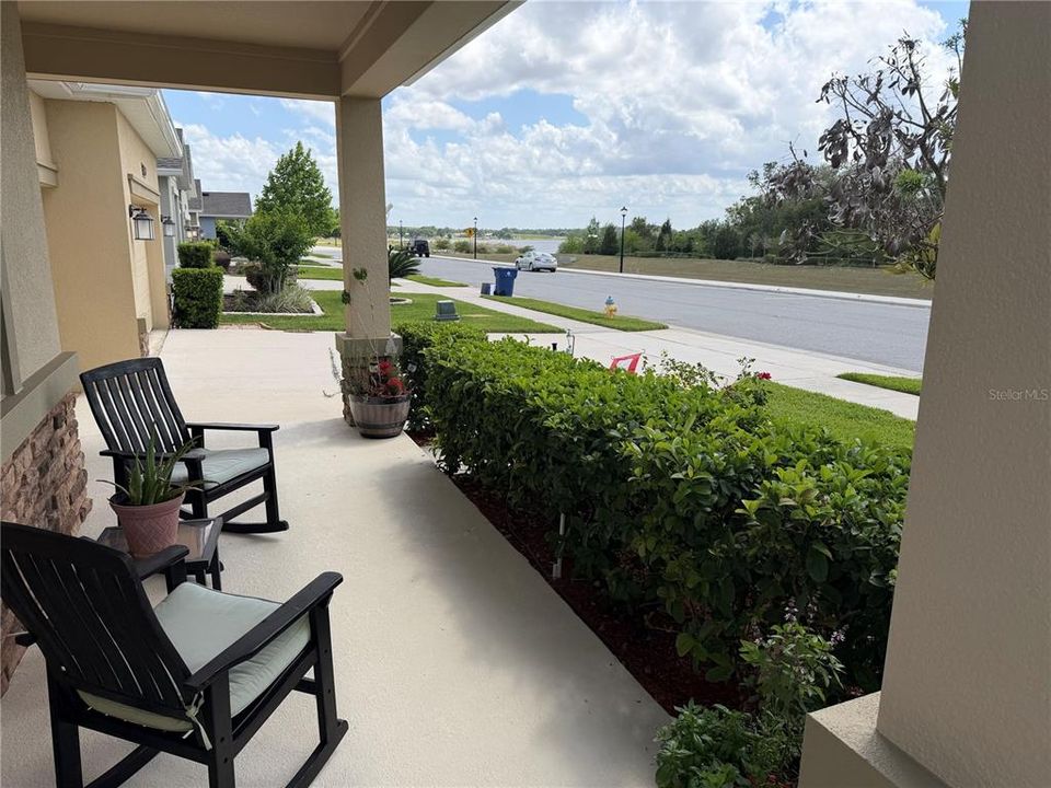 En Venta: $489,900 (4 camas, 3 baños, 2379 Pies cuadrados)