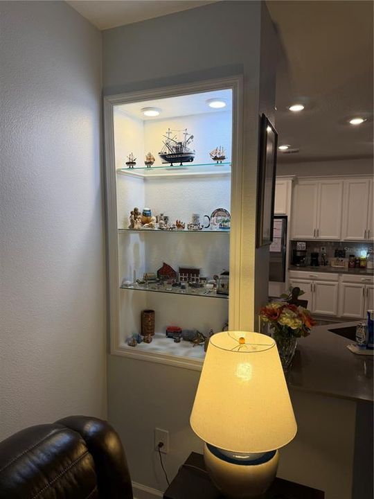 En Venta: $489,900 (4 camas, 3 baños, 2379 Pies cuadrados)
