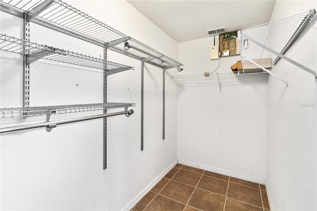 На продажу: $379,900 (3 спален, 2 ванн, 2012 Квадратных фут)