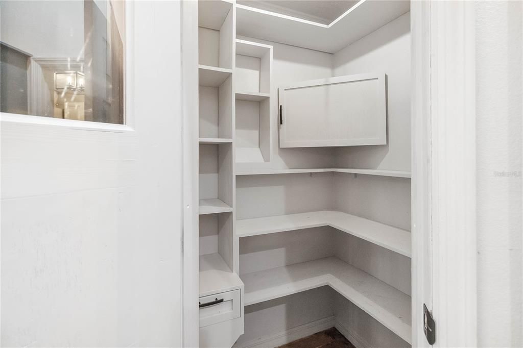 На продажу: $379,900 (3 спален, 2 ванн, 2012 Квадратных фут)