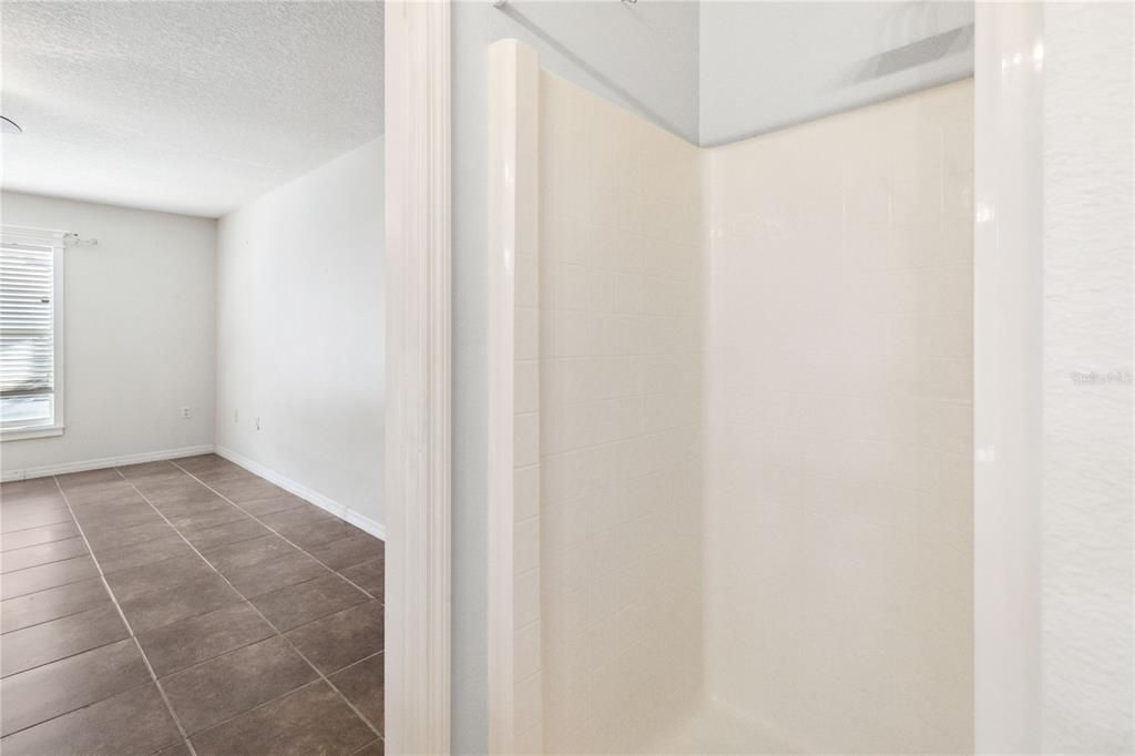 На продажу: $379,900 (3 спален, 2 ванн, 2012 Квадратных фут)