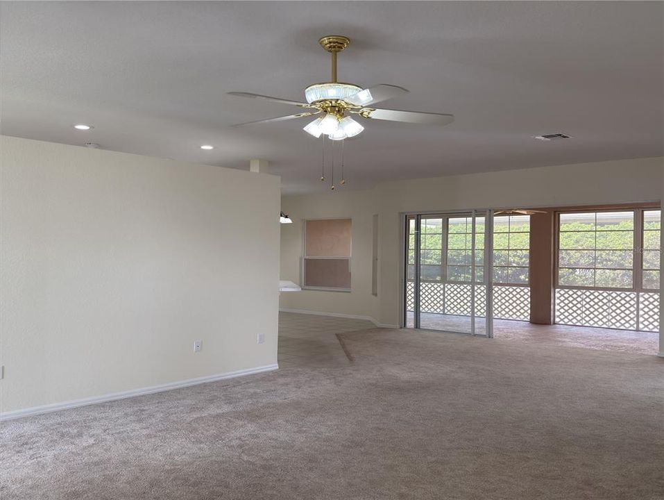 For Sale: $379,900 (3 beds, 2 baths, 1942 Square Feet)