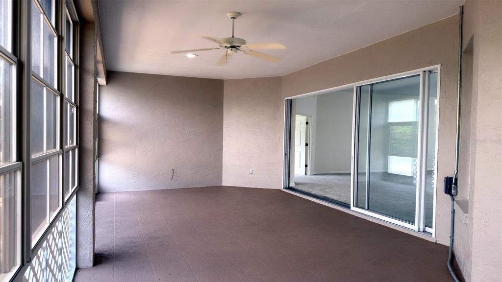 For Sale: $379,900 (3 beds, 2 baths, 1942 Square Feet)