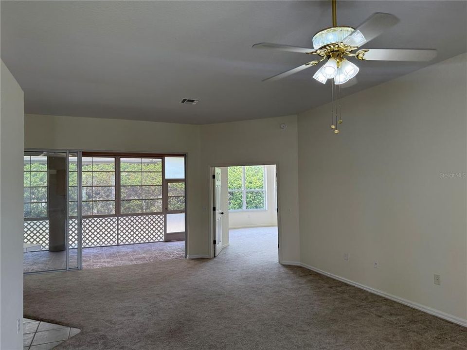 For Sale: $379,900 (3 beds, 2 baths, 1942 Square Feet)