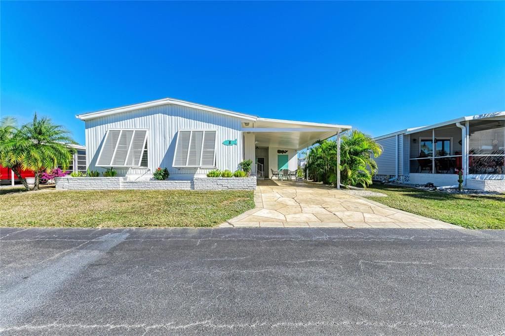 Под контрактом: $229,900 (2 спален, 2 ванн, 1348 Квадратных фут)