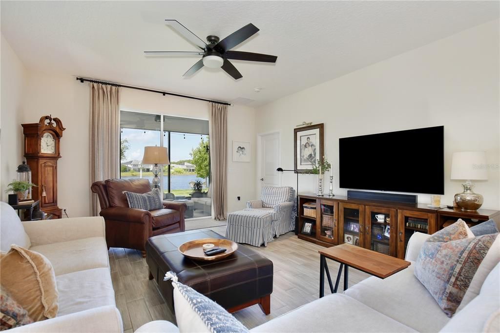 For Sale: $560,000 (3 beds, 2 baths, 2110 Square Feet)
