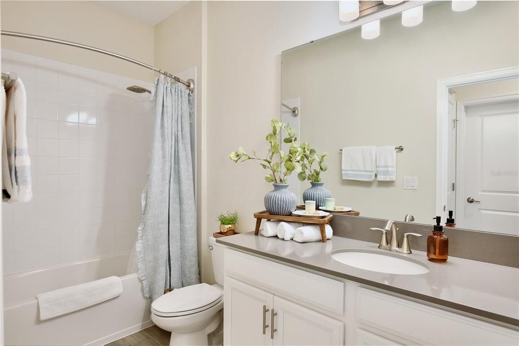 For Sale: $560,000 (3 beds, 2 baths, 2110 Square Feet)