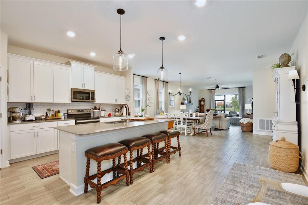 For Sale: $560,000 (3 beds, 2 baths, 2110 Square Feet)