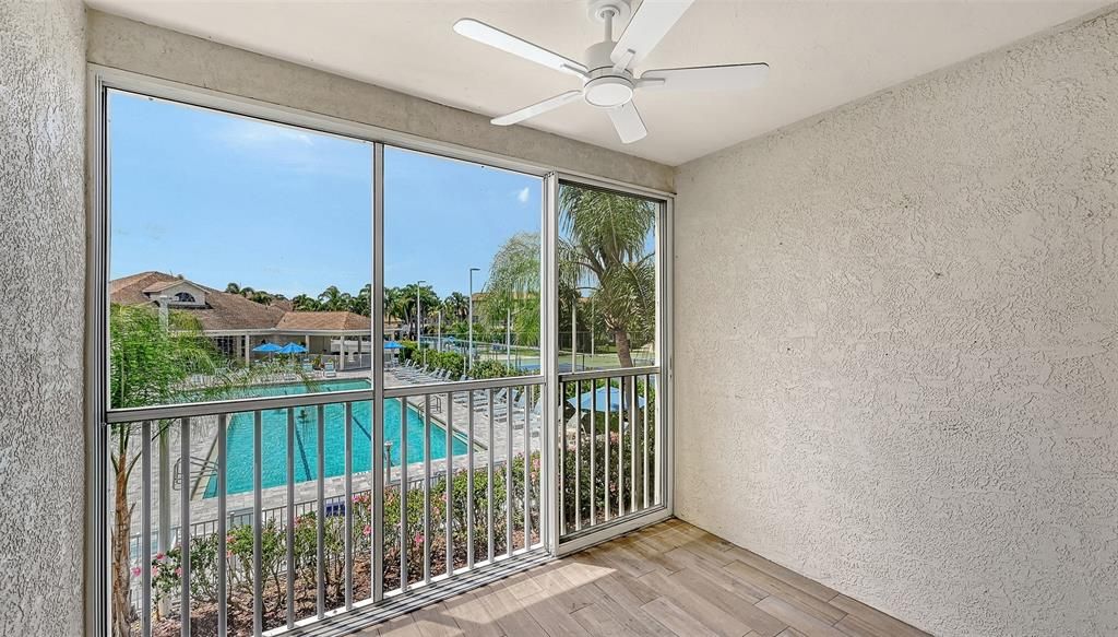 Activo con contrato: $325,000 (3 camas, 2 baños, 1604 Pies cuadrados)