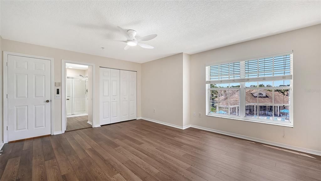Activo con contrato: $325,000 (3 camas, 2 baños, 1604 Pies cuadrados)